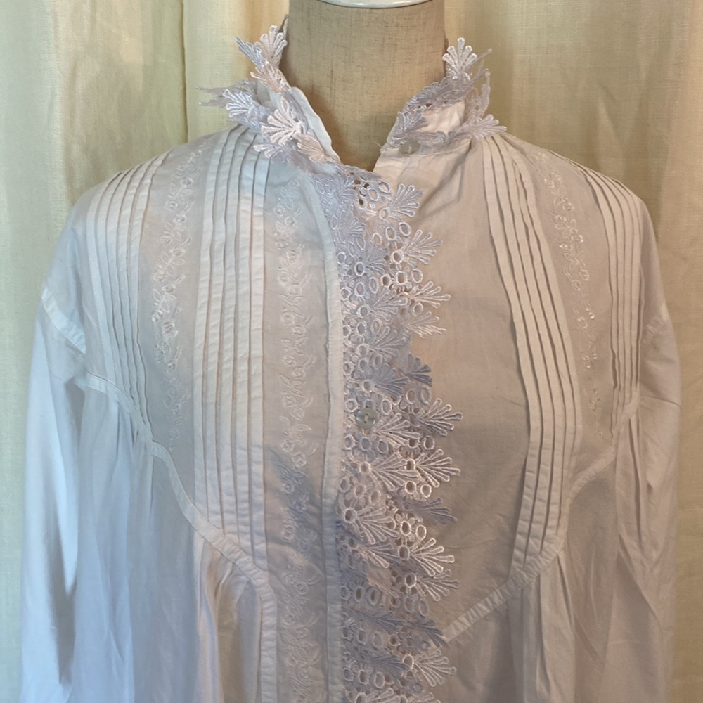 Powell Craft Nightgown - Picture 2 of 11